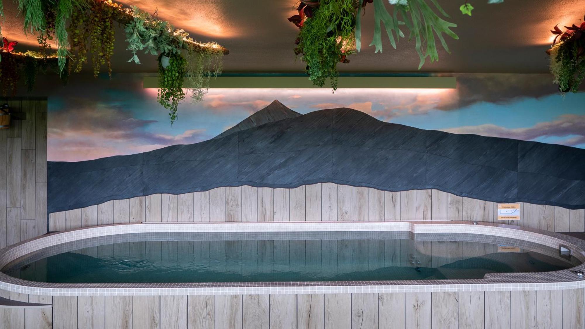 Logis Hotel Restaurant & Spa Les Remparts 살레 외부 사진