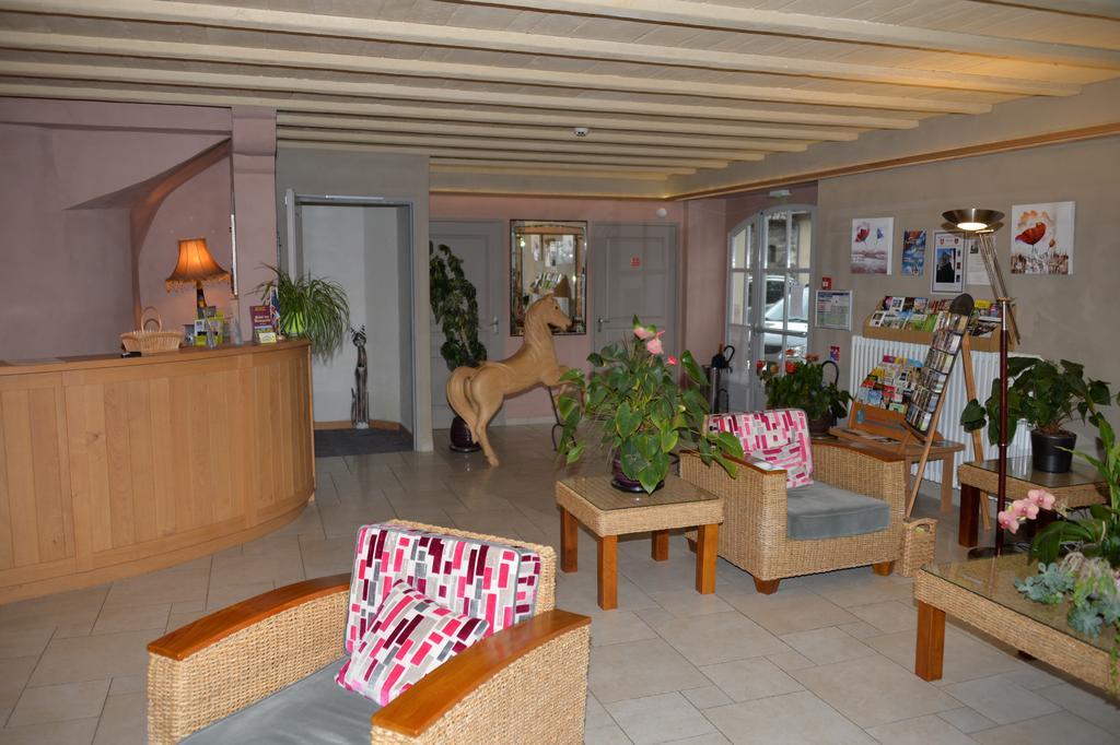 Logis Hotel Restaurant & Spa Les Remparts 살레 외부 사진